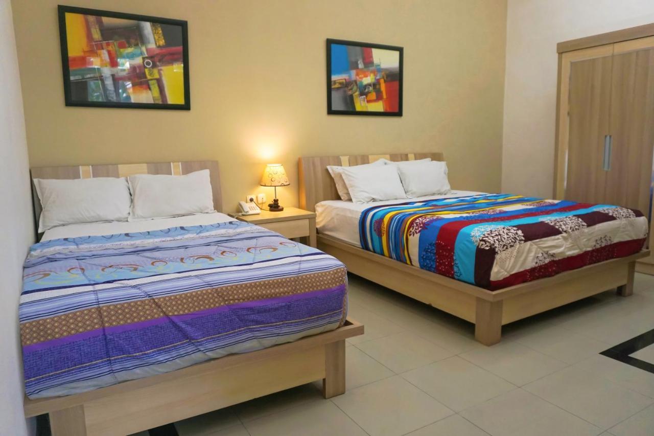 Musdalifah Hotel Sumenep Bagian luar foto