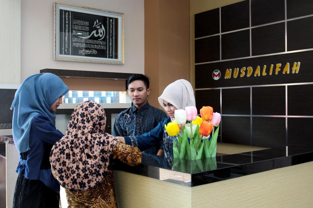 Musdalifah Hotel Sumenep Bagian luar foto